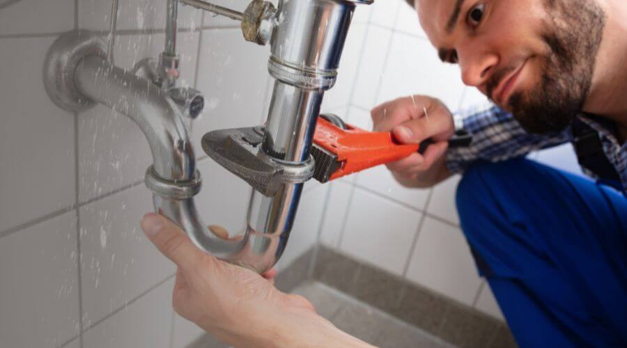 Professional same day plumber services in Sciota, IL